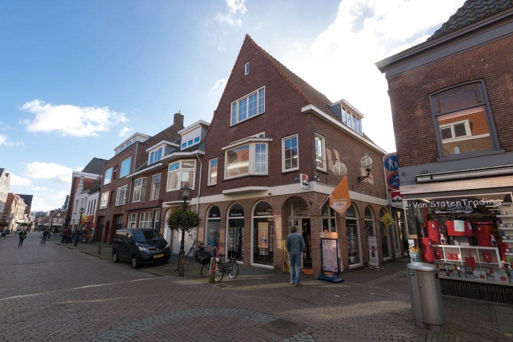 Breedstraat 25