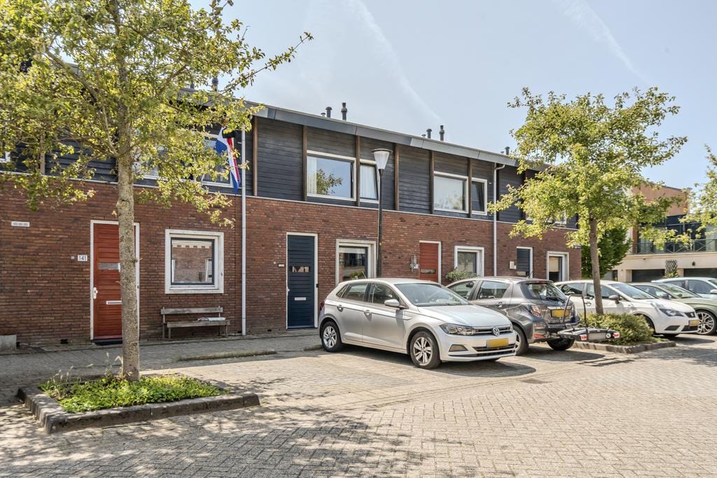 Home 7 Louis Couperusstraat 143